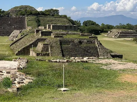Monte Alban Half-Day Tour — photo 1