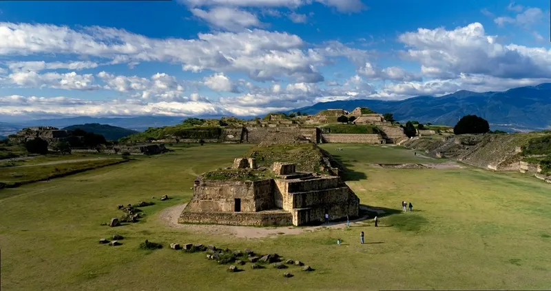 Express: Monte Albán Half-Day Tour